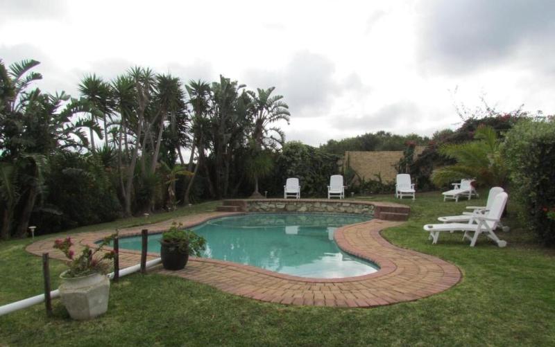 Blue Horizon Bay Guest House image