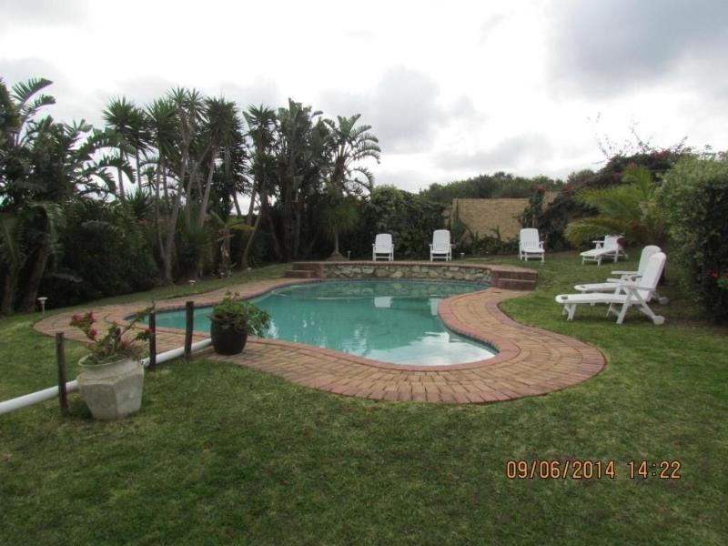Blue Horizon Bay Guest House image