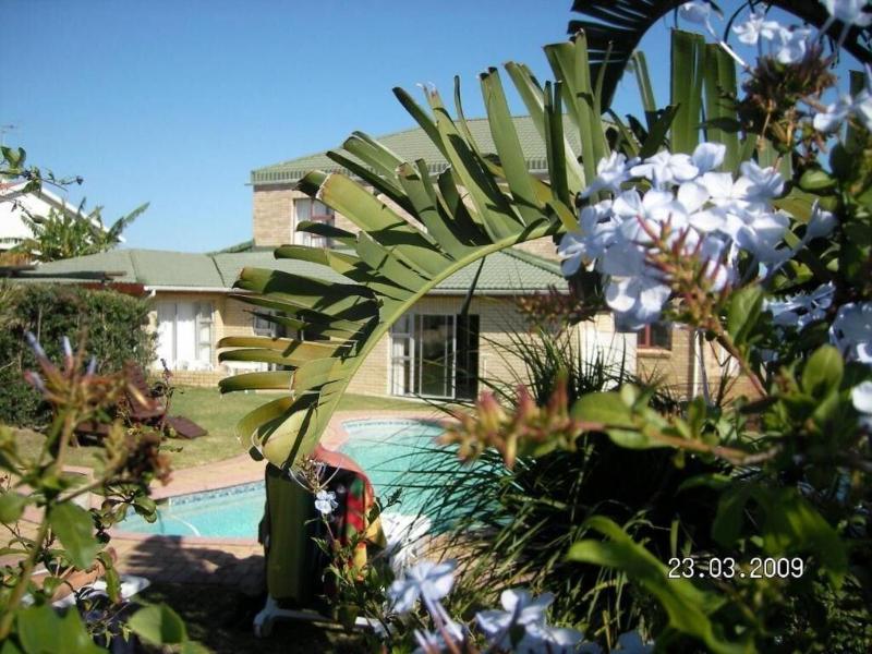 Blue Horizon Bay Guest House image