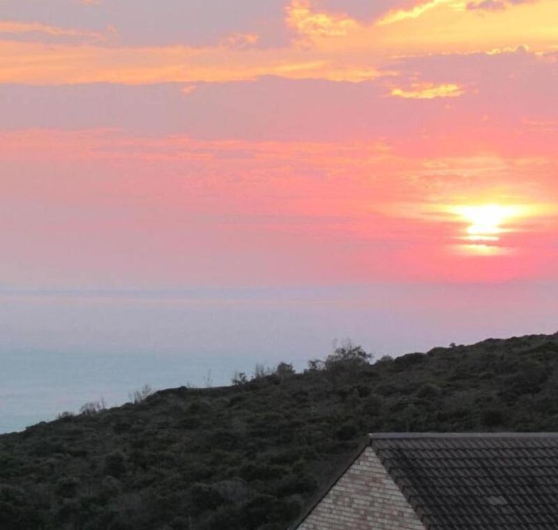 Blue Horizon Bay Guest House image