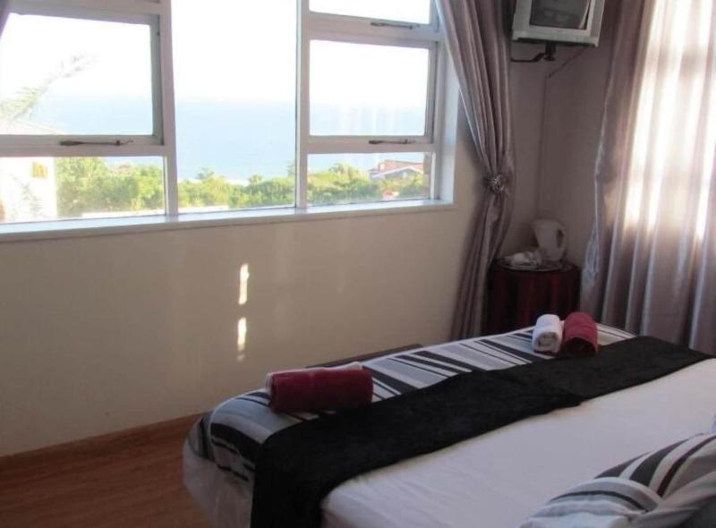 Blue Horizon Bay Guest House image