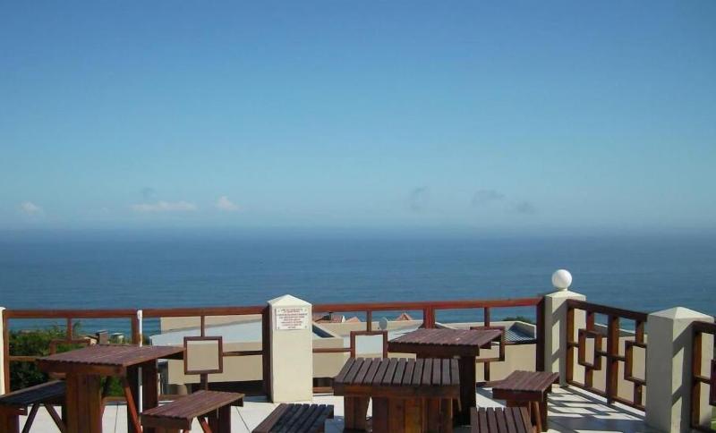Blue Horizon Bay Guest House image