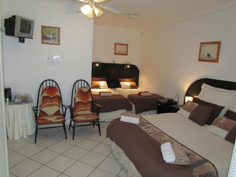 Blue Horizon Bay Guest House image
