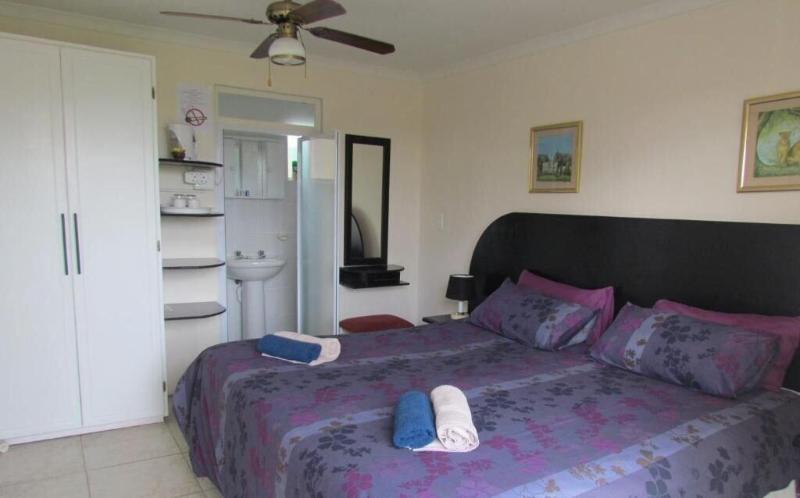 Blue Horizon Bay Guest House image