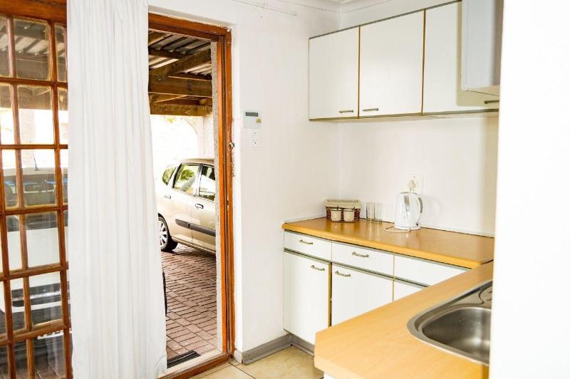 Amanzi Guest House image