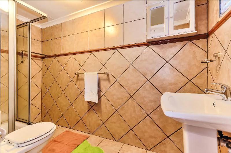 Amanzi Guest House image