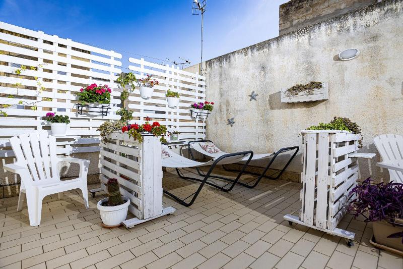 Trapani Home image