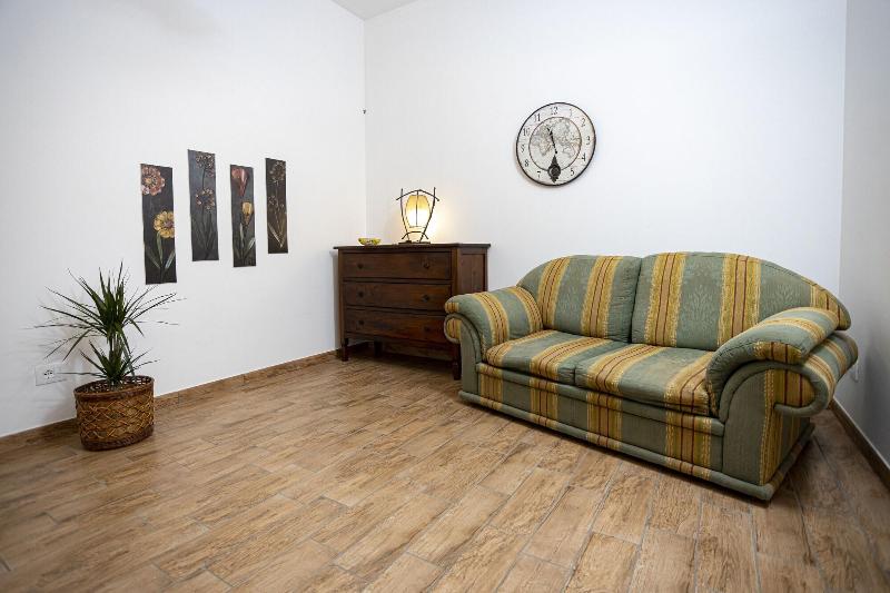 Trapani Home image