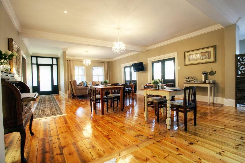 23 On Glen Guest House image