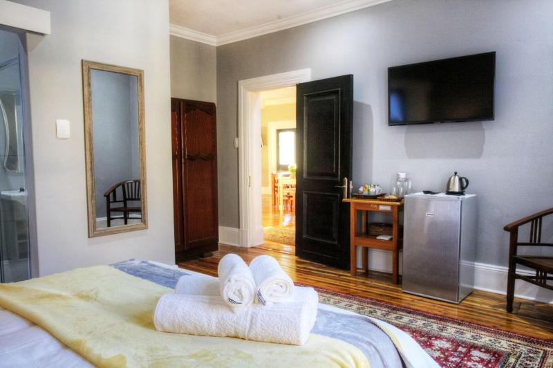 23 On Glen Guest House image