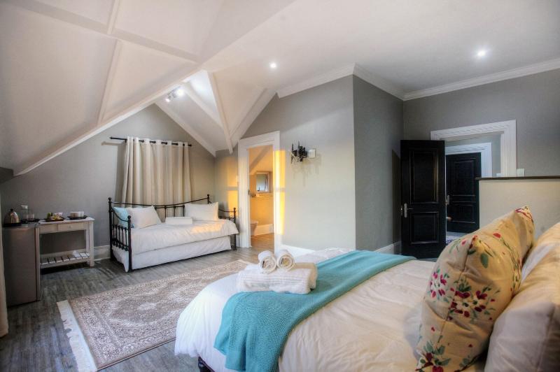 23 On Glen Guest House image