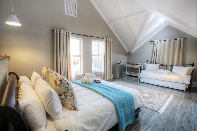 23 On Glen Guest House image
