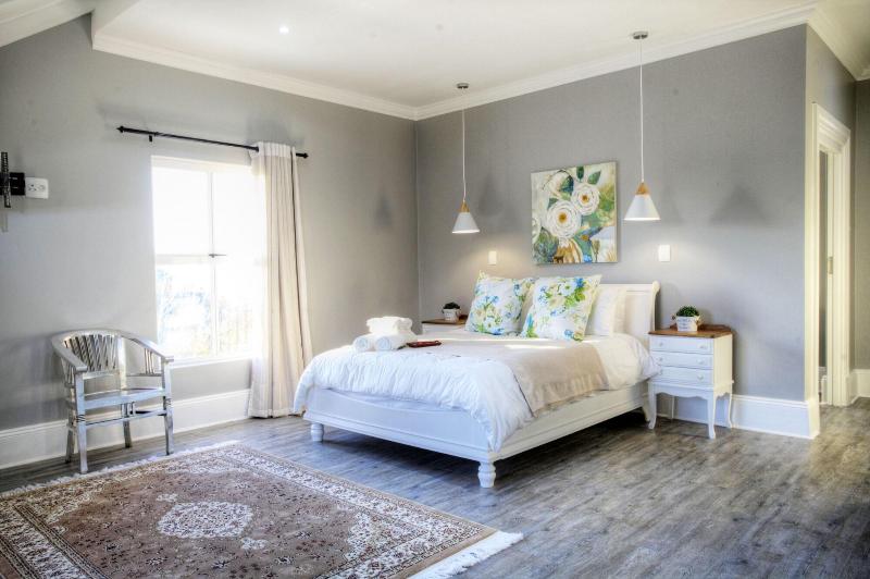23 On Glen Guest House image