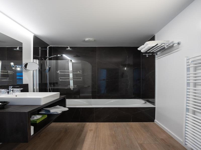 B&B Sasput image
