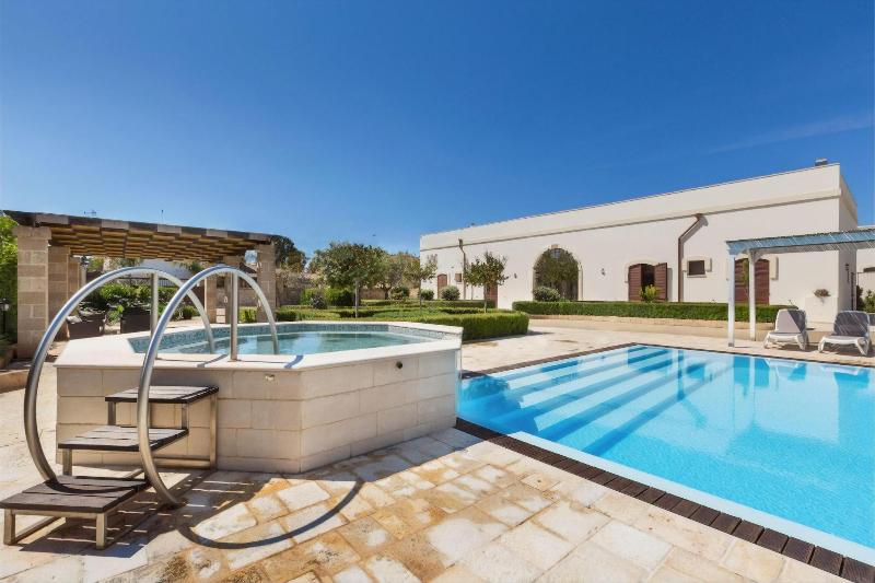 Mediterranea Residence image