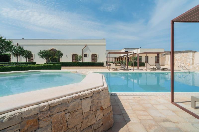 Mediterranea Residence image