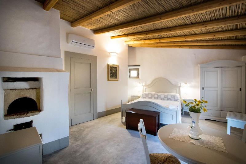 Le Finestre Su Porta Carrese - Luxury Rooms & Suit image