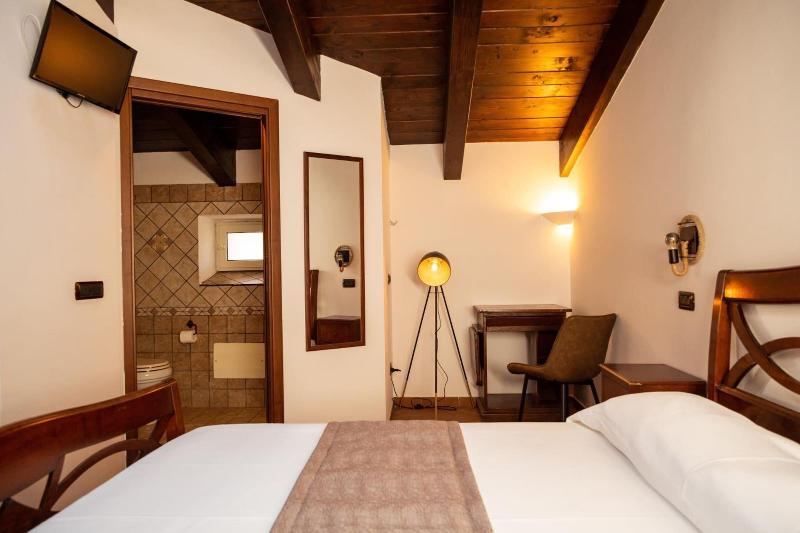 Villetta Capodimonte Guest House image
