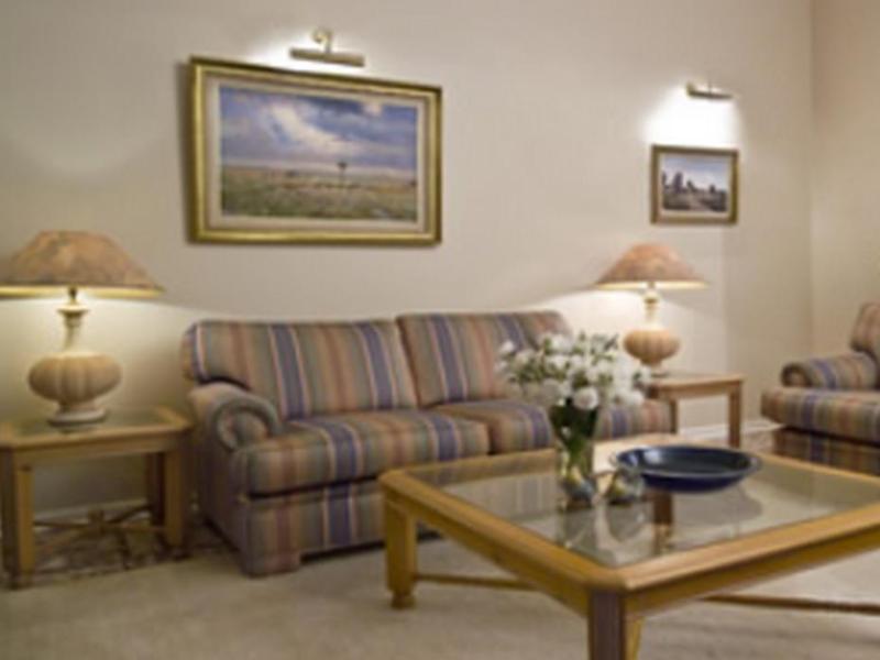 Royal Ridge Guest House And Apartments
