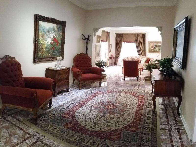 Royal Ridge Guest House And Apartments image