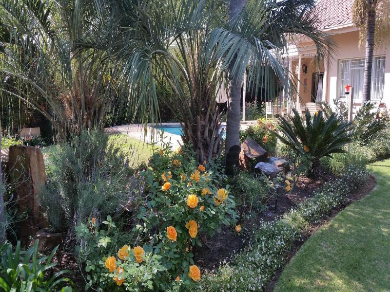 Royal Ridge Guest House And Apartments image
