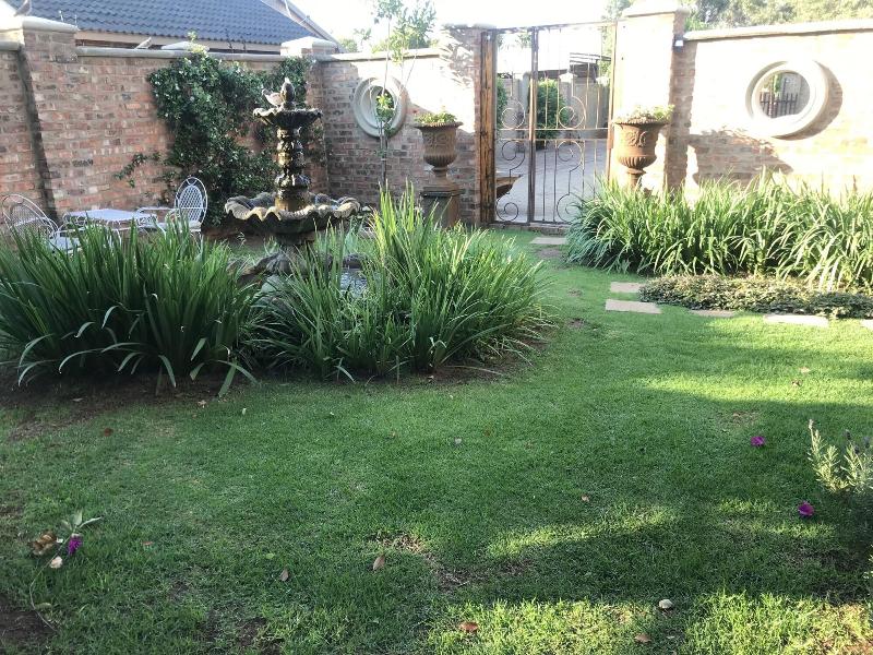Town And Country Guest House