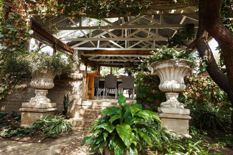 Town And Country Guest House