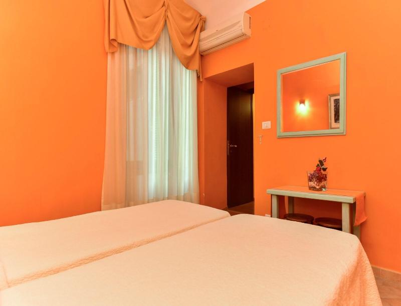 Claudia Suites — photo 3