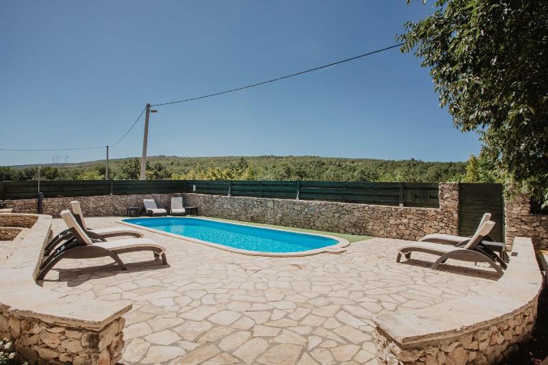 Bed & Breakfast Agrotourism Kalpić image