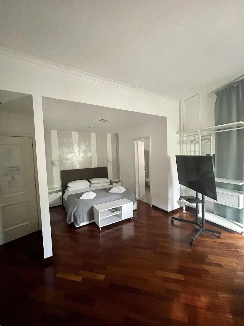 Garden Of Rome Guesthouse image