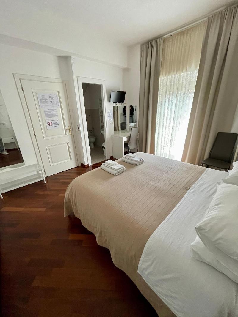 Garden Of Rome Guesthouse image