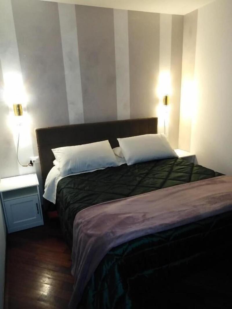Garden Of Rome Guesthouse image