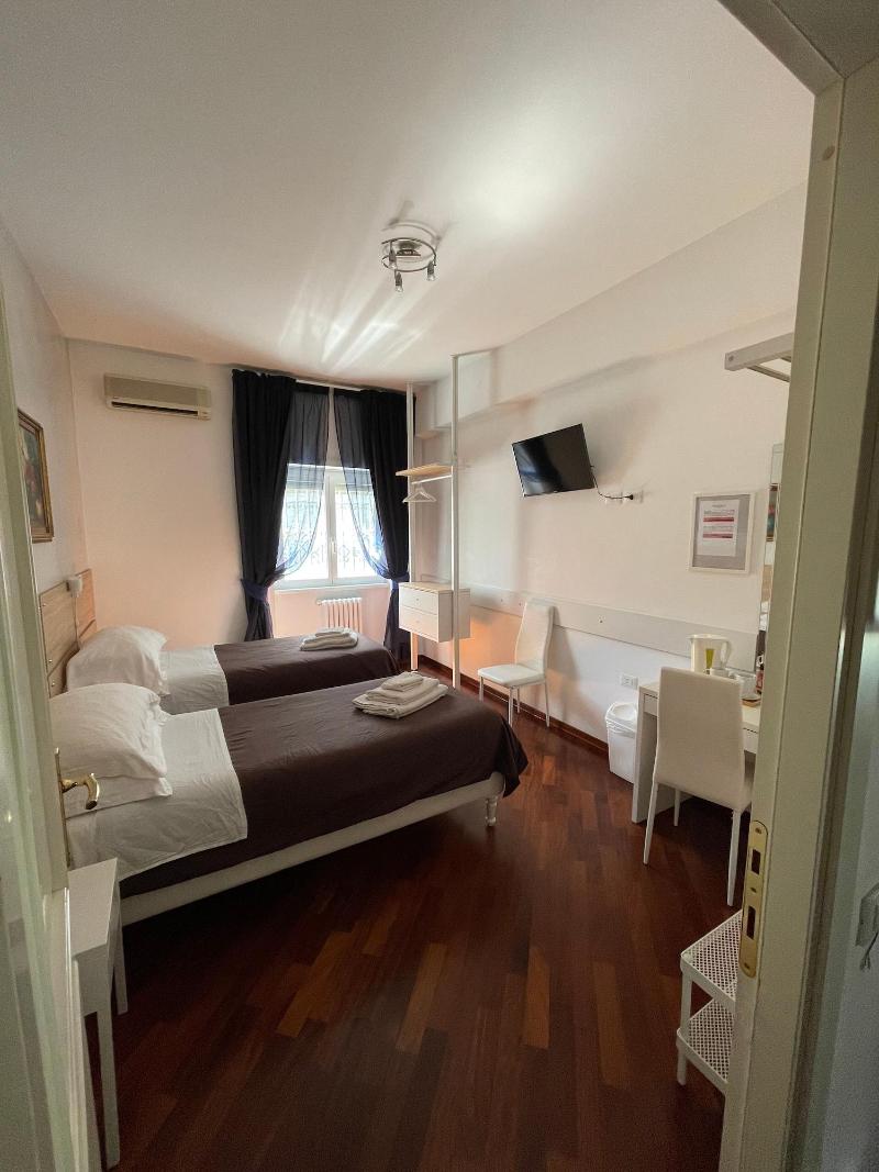 Garden Of Rome Guesthouse image
