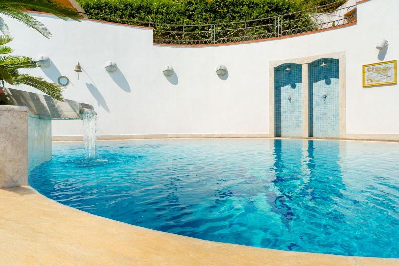 Villa Araucaria image