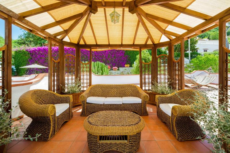 Villa Araucaria image