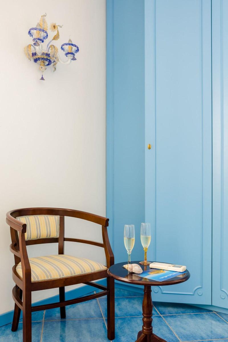 Villa Araucaria image