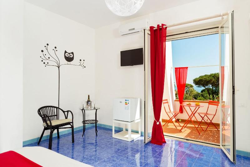 Villa Araucaria image