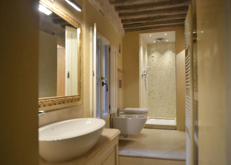 La Corte Di Ambra image