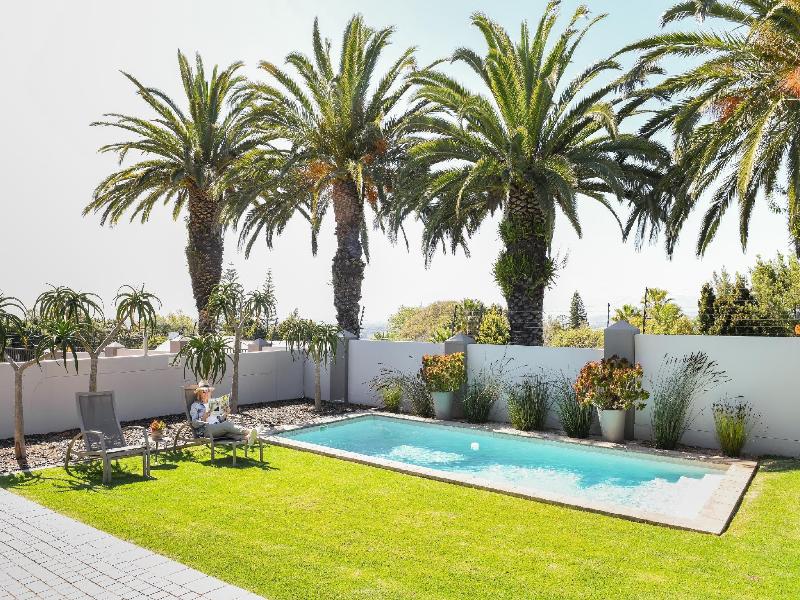 Four Palms Accommodation image