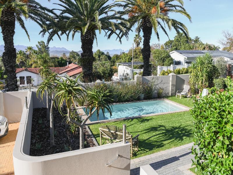 Four Palms Accommodation image