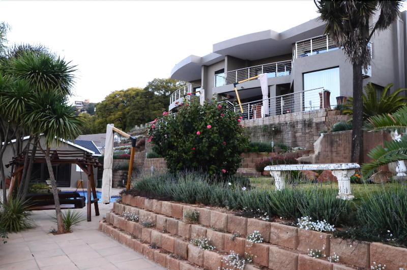 Over The Moon Guesthouse — general view