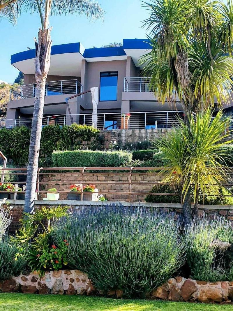 Over The Moon Guesthouse image