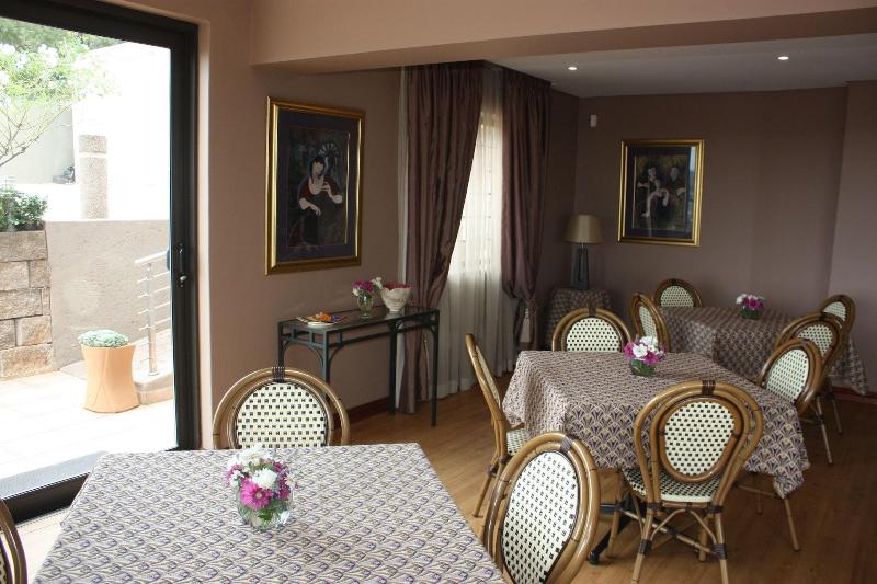 Over The Moon Guesthouse image
