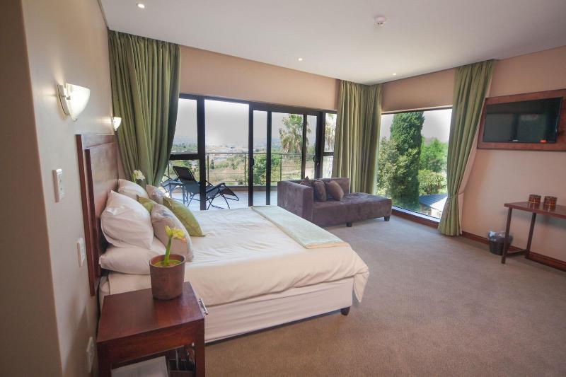 Over The Moon Guesthouse image