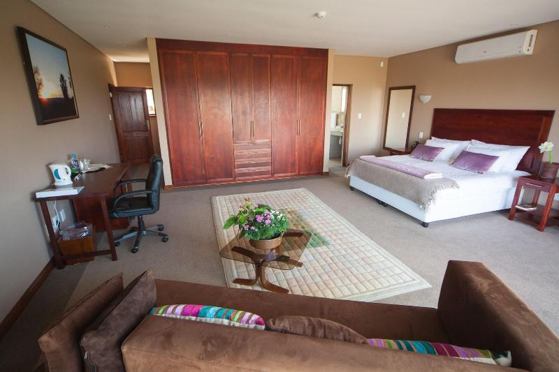 Over The Moon Guesthouse image