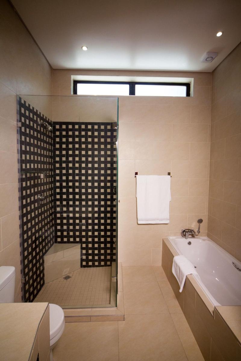 Over The Moon Guesthouse image