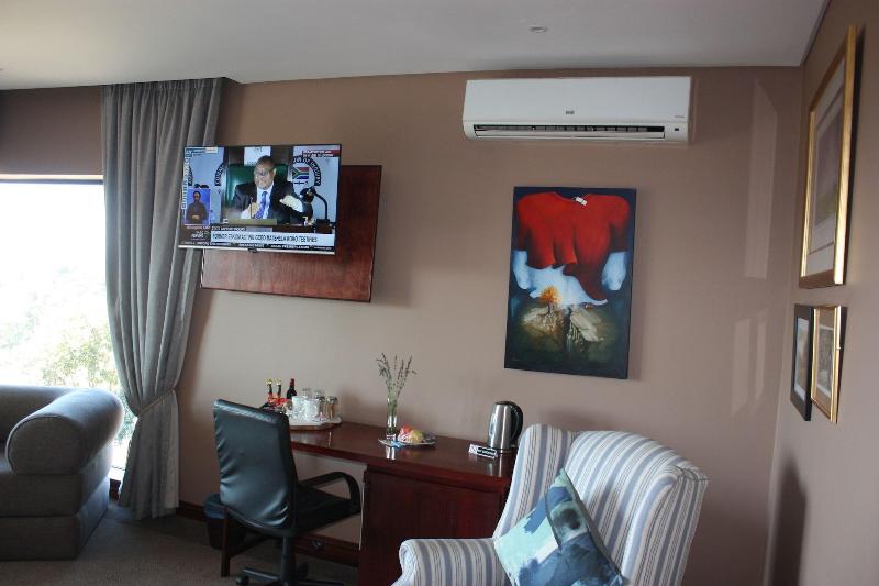 Over The Moon Guesthouse image