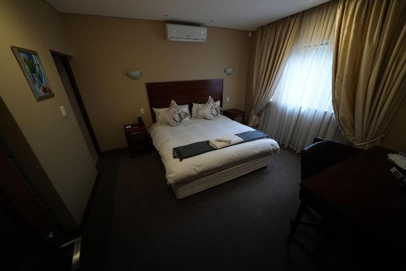 Over The Moon Guesthouse image