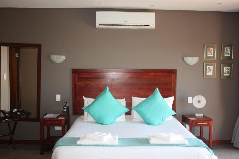 Over The Moon Guesthouse image