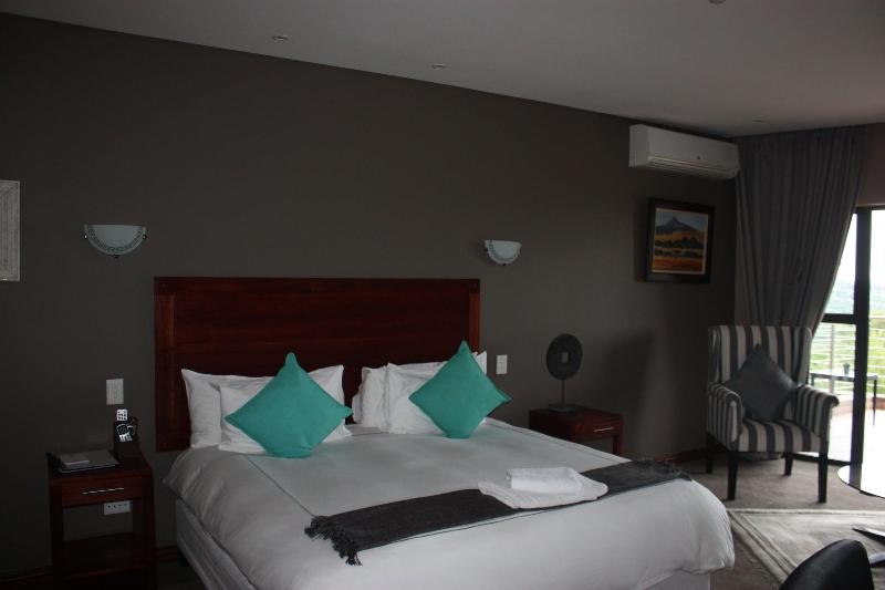 Over The Moon Guesthouse image